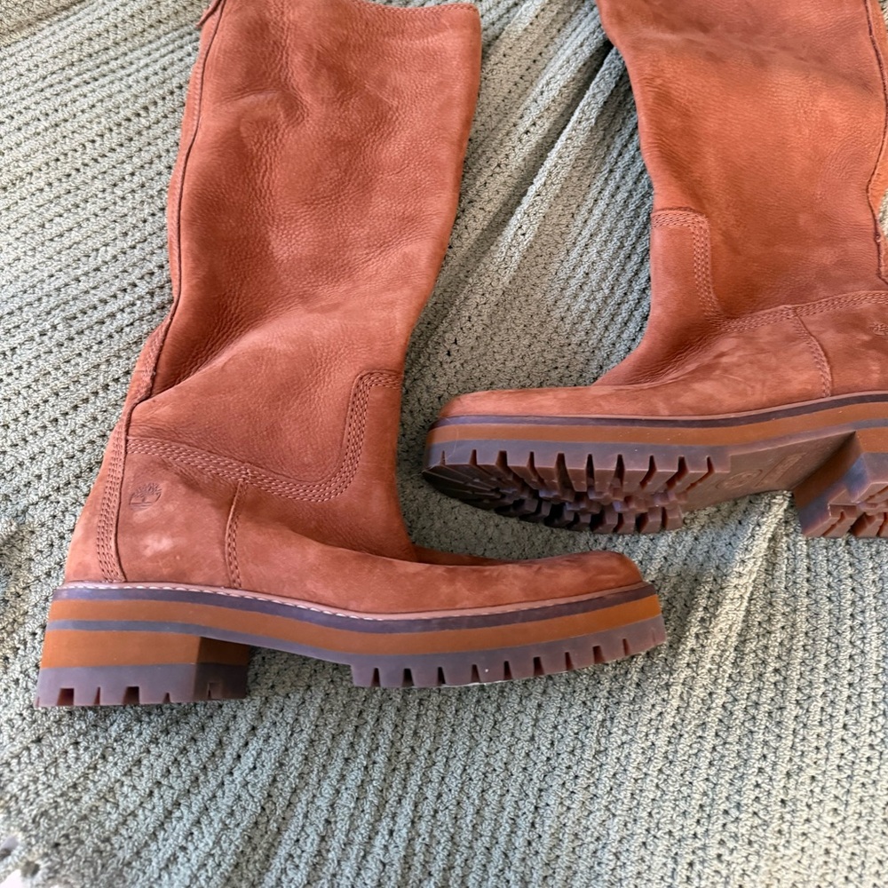 Timberland Women's Courtmayeur valley Tan Leather Boots